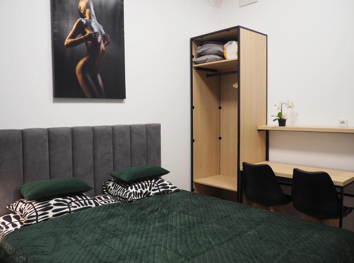 Mercy Apartments A 12 Varsavia Esterno foto